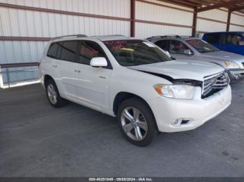  Salvage Toyota Highlander