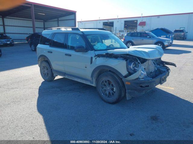  Salvage Ford Bronco