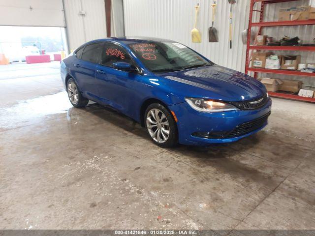  Salvage Chrysler 200