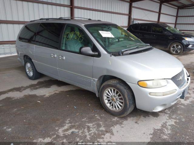  Salvage Chrysler Town & Country