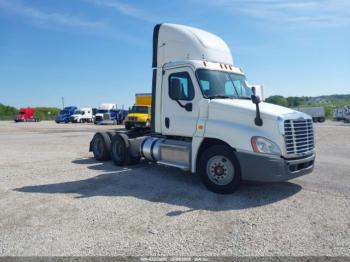  Salvage Freightliner Cascadia 125