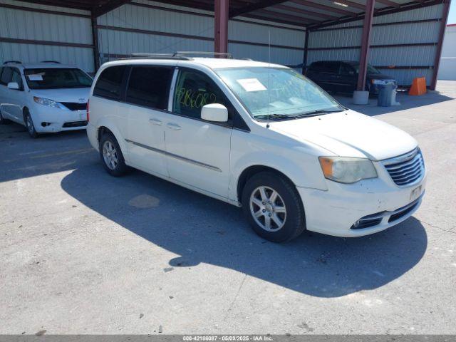  Salvage Chrysler Town & Country