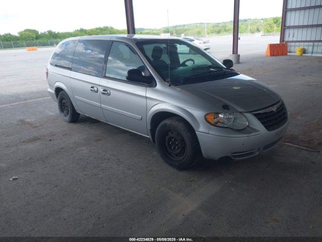  Salvage Chrysler Town & Country