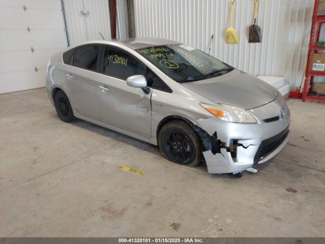  Salvage Toyota Prius
