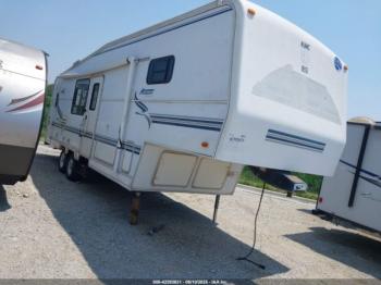  Salvage Holiday Rambler Alumascape 5th Wheel Trav