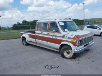  Salvage Ford Econoline
