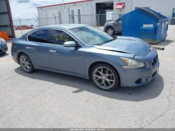  Salvage Nissan Maxima