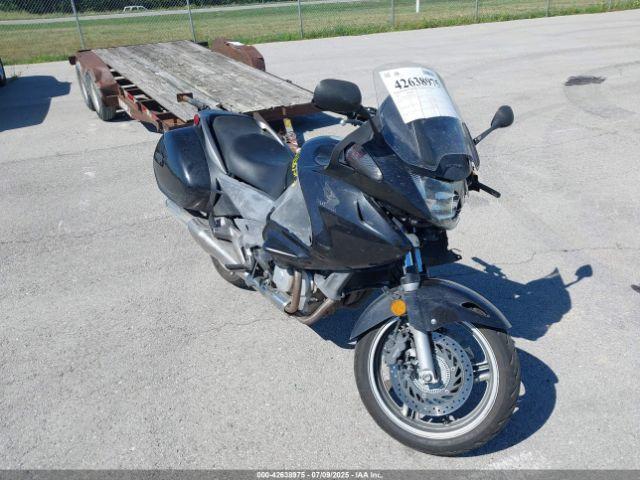  Salvage Honda Nt700