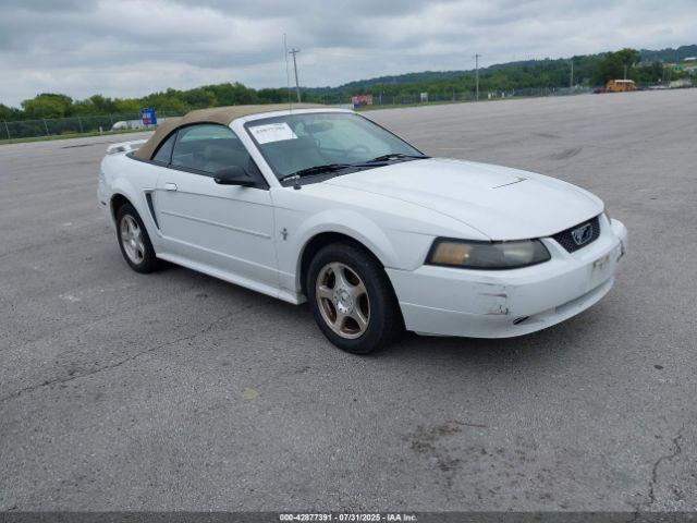  Salvage Ford Mustang