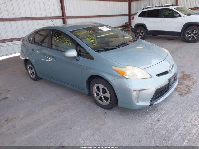 Salvage Toyota Prius