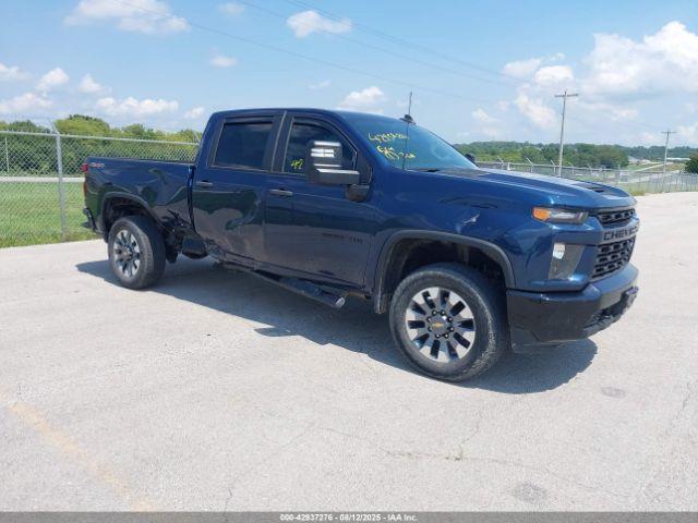  Salvage Chevrolet Silverado 2500
