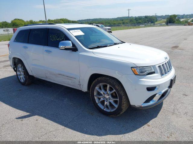  Salvage Jeep Grand Cherokee