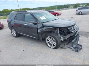  Salvage Ford Explorer
