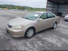 Toyota Camry Le Image 2