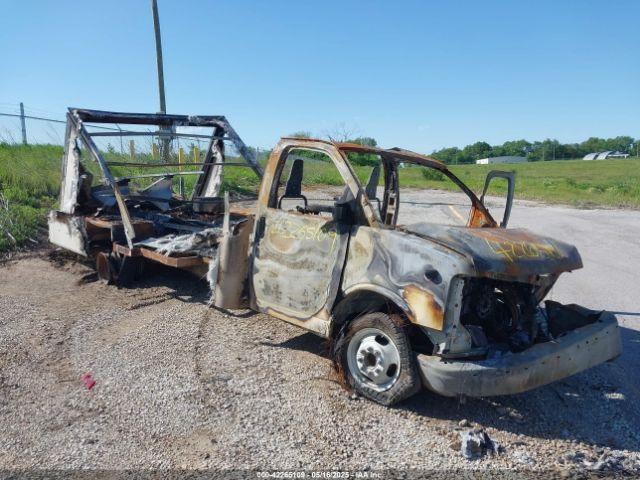  Salvage General Motors Savana Cutaway