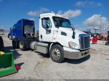  Salvage Freightliner Cascadia 113