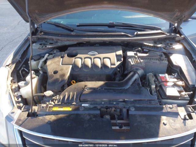 Nissan Altima 2.5 S Image 10