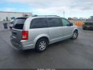 Chrysler Town & Country Touring Image 4