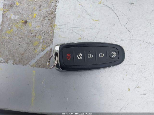 Ford Escape Se Image 9