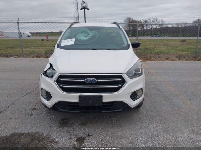 Ford Escape Se Image 3