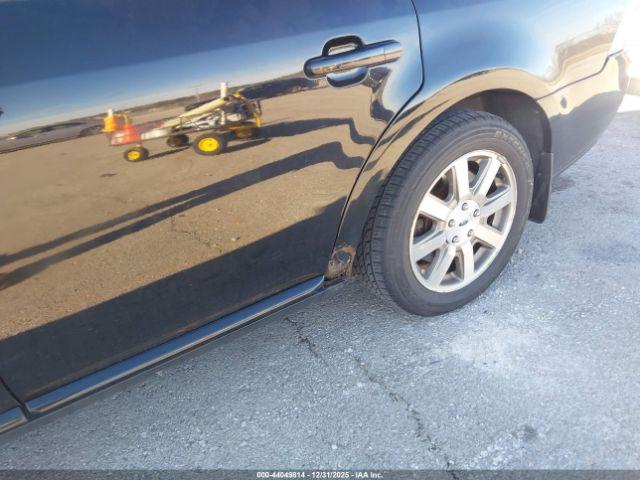 Ford Taurus Sel Image 6