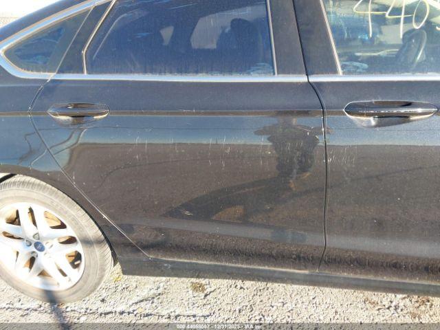 Ford Fusion Se Image 8