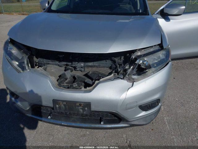 Nissan Rogue S Image 2