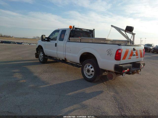 Ford F-250 Xl Image 12