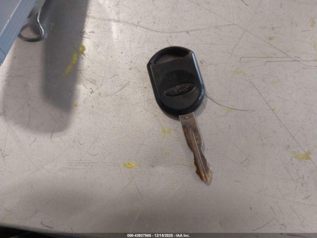 Ford F-250 Xl Image 10