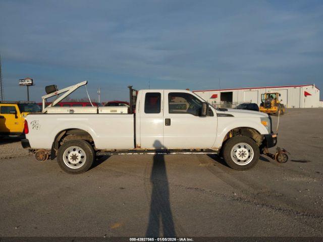 Ford F-250 Xl Image 4