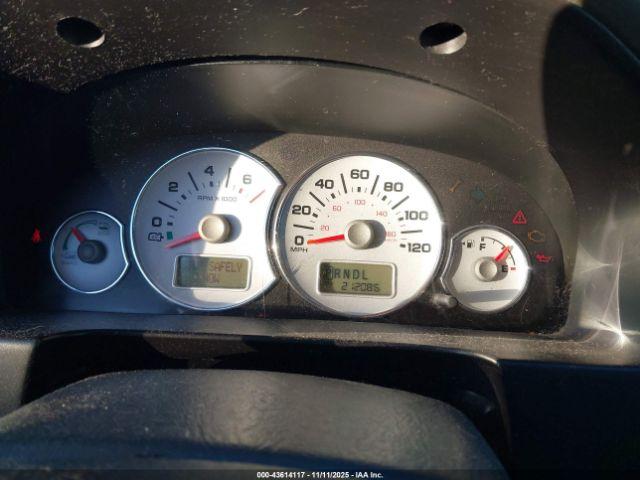 Ford Escape Image 11