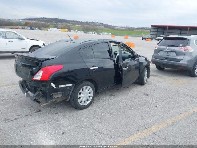 Nissan Versa 1.6 Sv Image 6