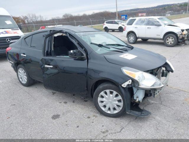 Nissan Versa 1.6 Sv Image 8