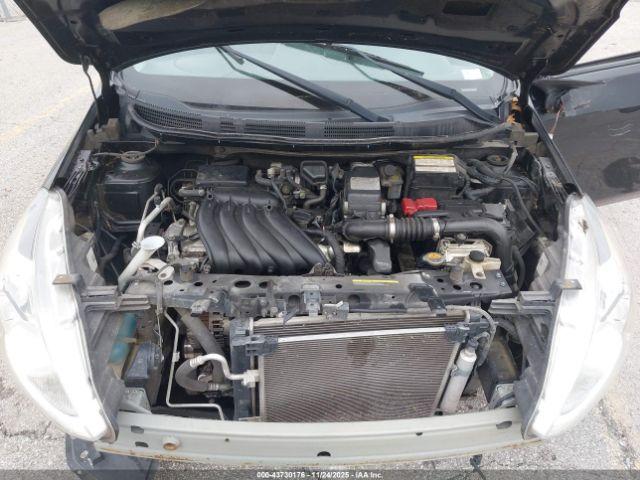 Nissan Versa 1.6 Sv Image 16