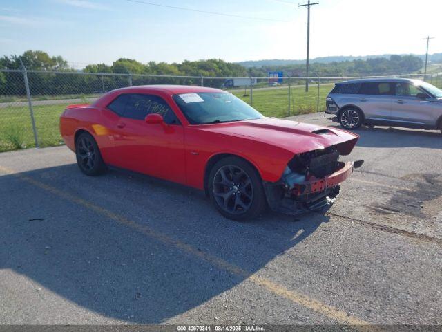  Salvage Dodge Challenger