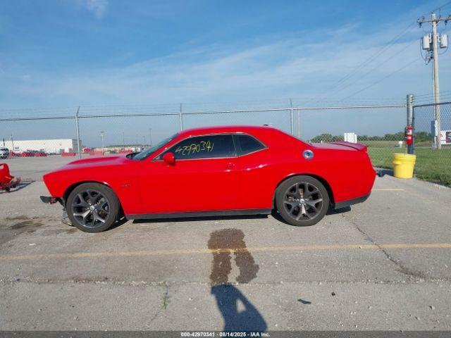 Dodge Challenger Image 17