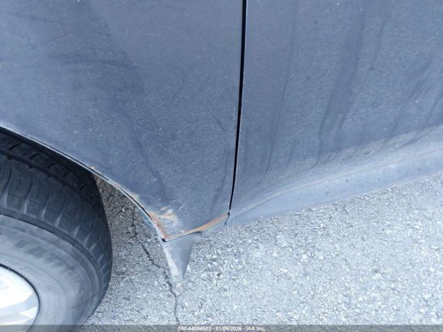 Chevrolet Equinox Ls Image 8